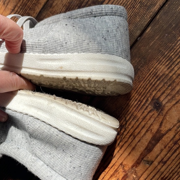 Tommy Bahama “Hey Dudes” Slipons - Picture 4 of 7